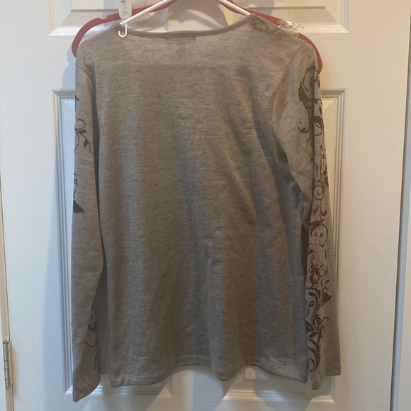 Dress barn sweater - Picture 2 of 2